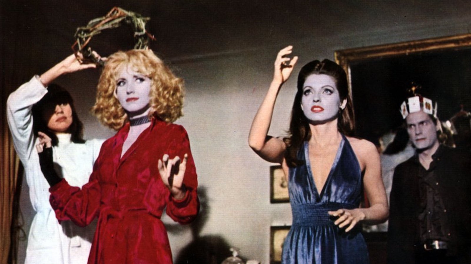 celine-and-julie-go-boating-1974-003-celine-and-julie-in-wardrobe-makeup-00n-q0s-ORIGINAL