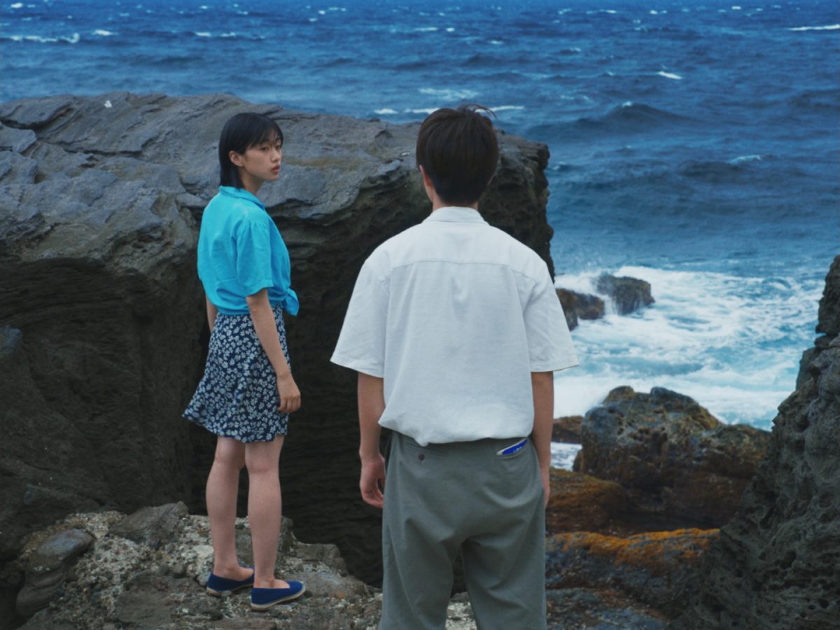 The current image has no alternative text. The file name is: TWO-SEASONS-TWO-STRANGERS_4.jpg